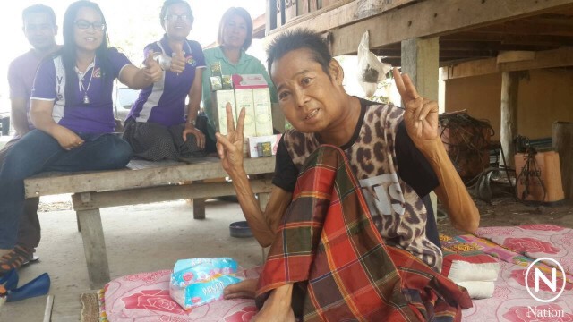 ญาติแฟนเพลง-เพื่อนร่วมวงการ แห่เยี่ยม“แดง จิตกร”หลังรู้ข่าวป่วยหนัก