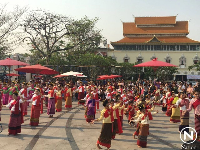 ยอสวยไหว้สา พระญามังราย ครบรอบ 720 ปีเมืองเชียงใหม่