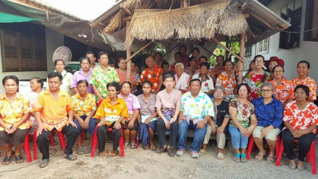 ย่าทวด 108 ปี ลูกหลานนับร้อยรดน้ำดำหัว