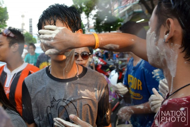 สงกรานต์โชคชัย 4 คึกคัก!