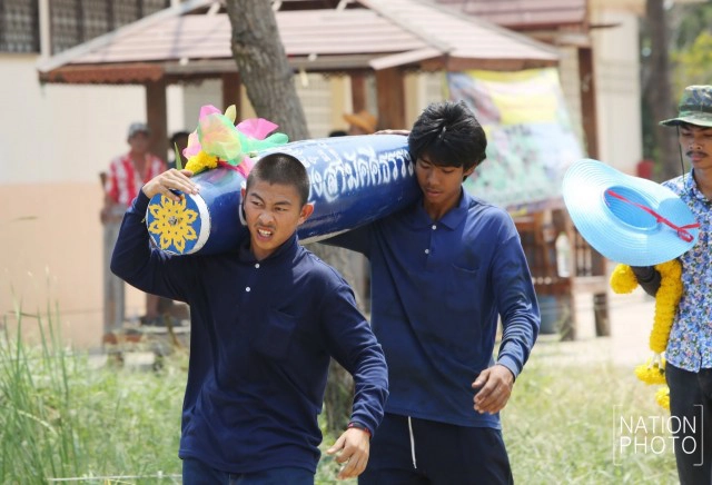 ประเพณีจุดลูกหนู วัดหัตถสารเกษตร จ.ปทุมธานี
