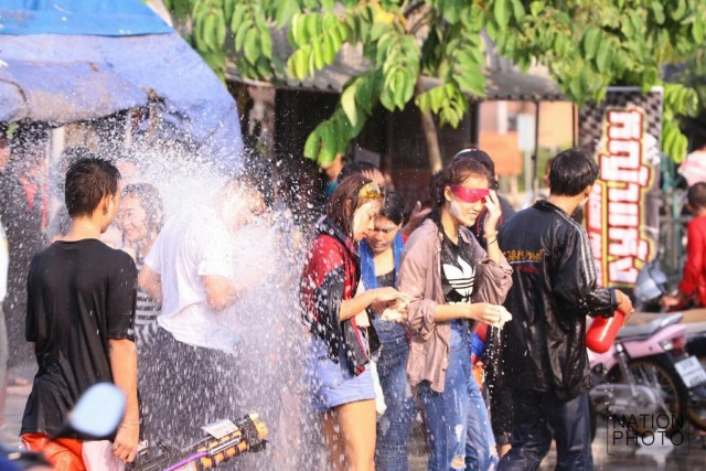 สงกรานต์ถนนเลียบคลองทวีวัฒนา