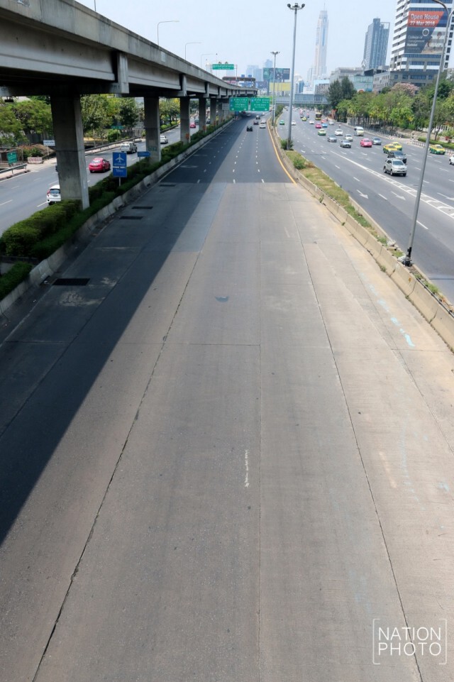 ภาพชุด : ถ.วิภาวดี-ดินแดง รถน้อย คล่องตัว