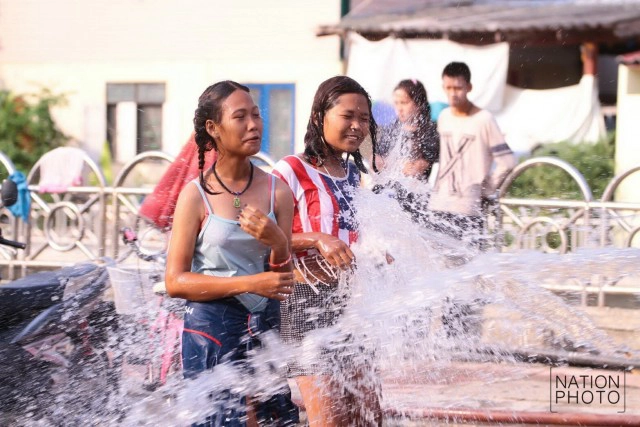 สงกรานต์ถนนเลียบคลองทวีวัฒนา