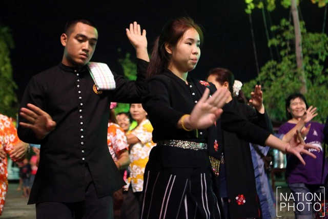 งานสืบสานประเพณีไทยทรงดำ ณ วัดดอนมะเกลือ จ.สุพรรณบุรี
