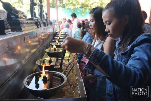 ไหว้พระขอพรที่วัดใหญ่ชัยมงคล ช่วงเทศกาลสงกรานต์