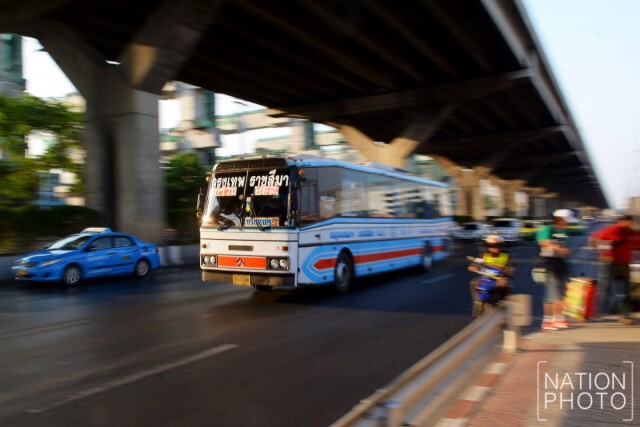 ถนนวิถาวดีรังสิตขาเข้าเริ่มมีจำนวนรถหนาแน่น