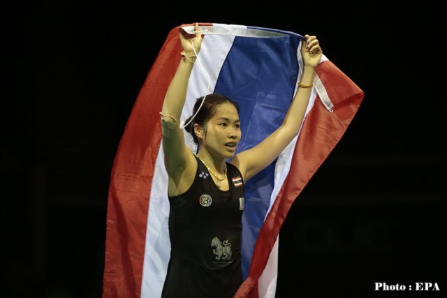 สิงคโปร์ขอโทษคนไทย ขึ้นภาพธงชาติผิด ขณะ "เมย์" รับแชมป์แบดฯ
