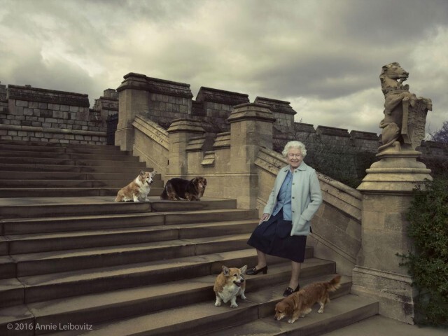 อังกฤษแพร่ภาพควีนอลิซาเบธที่ 2 ในวันคล้ายวันพระราชสมภพปีที่ 90