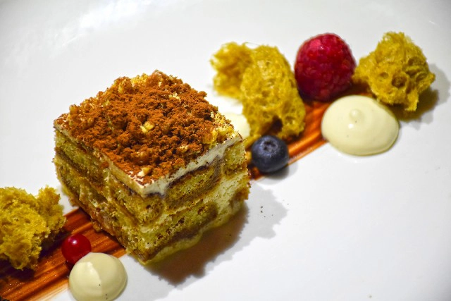 อร่อยปักหมุด : Attico @ Radisson Blu Plaza Bangkok