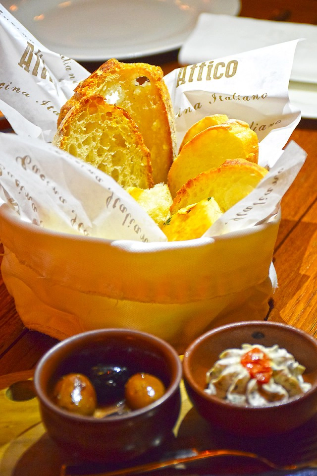 อร่อยปักหมุด : Attico @ Radisson Blu Plaza Bangkok