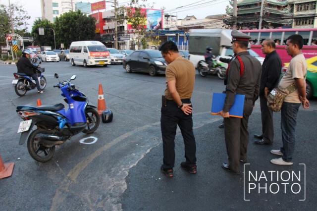 คนร้ายจ่อยิง นศ.มหาลัย ย่านเพชรเกษม 3 นัดซ้อน ดับคาแยกไฟแดง