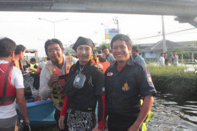 เอาจริง!  "โจอี้ บอย" จัด 6 แสน ซื้อต้นกล้าปลูกป่า