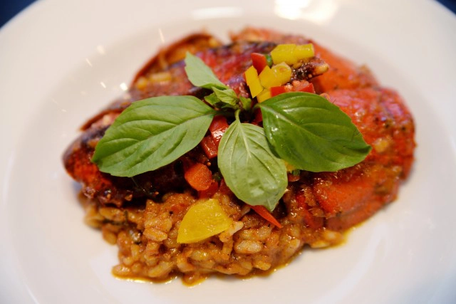 อร่อยปักหมุด  The Square @ Novotel Bangkok Siam Square