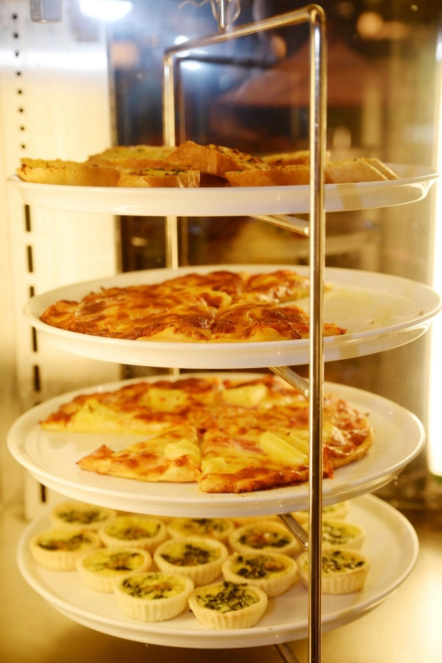 อร่อยปักหมุด  The Square @ Novotel Bangkok Siam Square