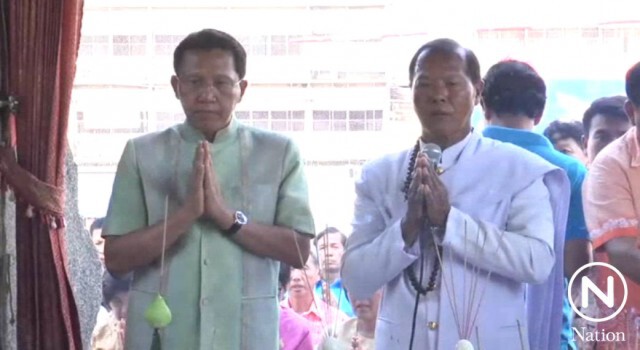 บวงสรวงเจ้าพ่อพระกาฬ ขออนุญาตทำหมันลิงลพบุรี
