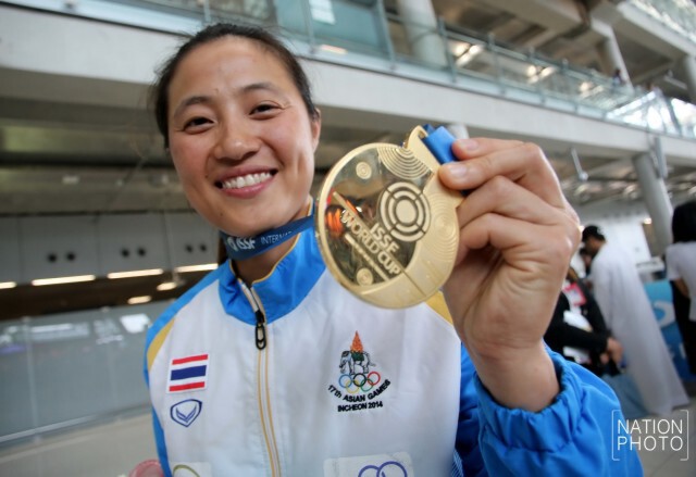 "น้องณี" สุธิยา จิวเฉลิมมิตร เดินทางกลับถึงไทยแล้ว