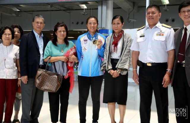 "น้องณี" สุธิยา จิวเฉลิมมิตร เดินทางกลับถึงไทยแล้ว