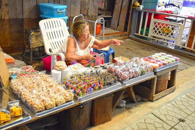 Chic-In  : กุลนที โฮมสเตย์ เอื่อยๆกับวิถึริมแม่น้ำนครชัยศรี บางเลน นครปฐม