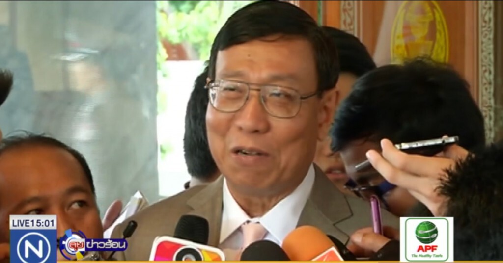 "พรเพชร" มั่นใจประชาชน ไม่สับสนคำถามพ่วง "พรเพชร" มั่นใจประชาชน ไม่สับสนคำถามพ่วง