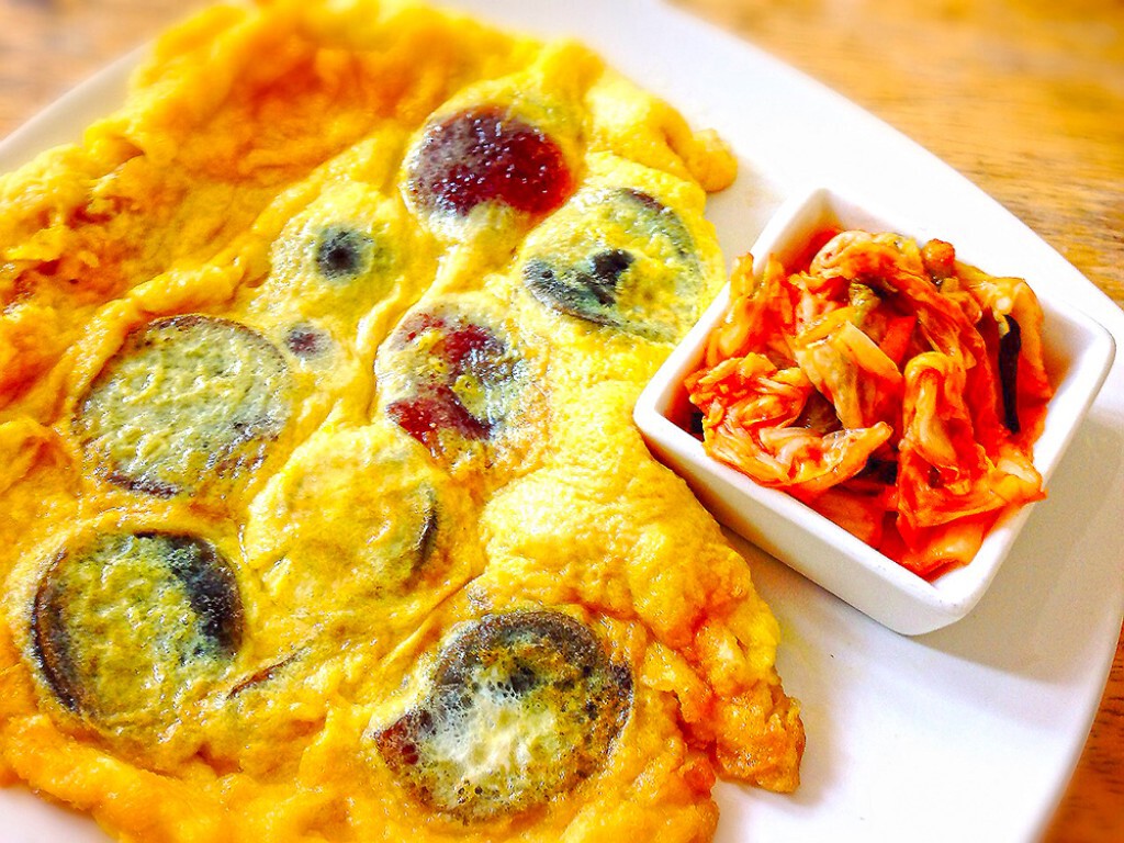 Cooking is Fun : ไข่เจียวเยี่ยวม้า เมนูสองไข่ ทำง่าย ทานอร่อย