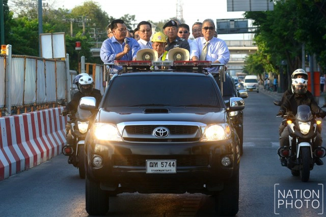 "สุขุมพันธุ์"ลงพื้นที่ตรวจโครงการก่อสร้างรถไฟฟ้าสายสีเขียว