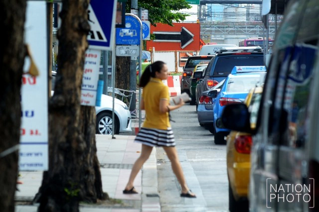 ถนนพหลโยธิน...หลังเริ่มสร้างสถานีรถไฟฟ้า