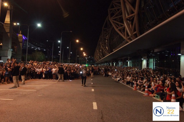 แฟนคลับไทยพรึ่บ! แห่รับ"ซงจุงกิ"แน่นสุวรรณภูมิ