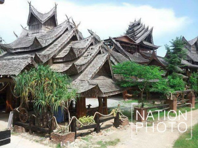 เพลิงพิโรธ! ไหม้เรือนไทย "บ้านพญาไม้"  เมืองพัทยา
วอดทั้งหลัง  สูญกว่า 100 ล้าน