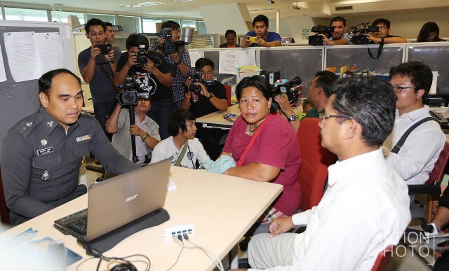 ไม่อนุญาตประกันตัว "แม่จ่านิว" คดี ม.112 ส่งฝากขังศาลทหาร 8 พ.ค.นี้