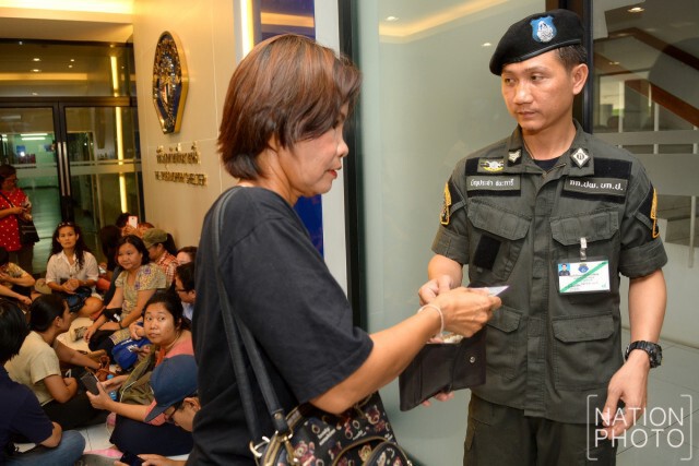 "กลุ่มประชาธิปไตยใหม่" รวมตัวเยี่ยม "แม่จ่านิว"