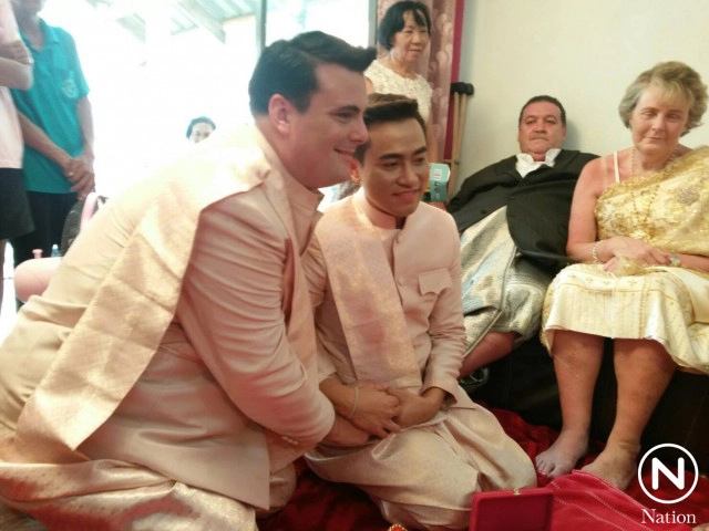 หนุ่มอังกฤษหอบเงิน 5 ล้านแต่งหนุ่มไทย