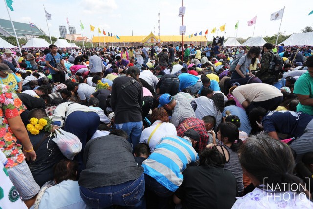 เก็บข้าวเปลือก พิธีพืชมงคลจรดพระนังคัลแรกนาขวัญ เพื่อความเป็นสิริมงคล