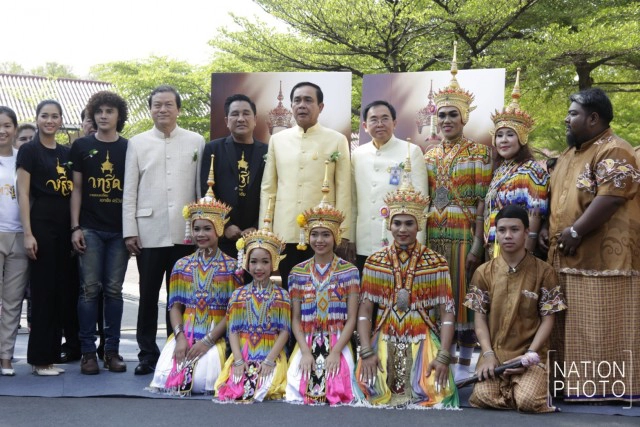 "เอกชัย ศรีวิชัย" พบ "นายกฯ" ชวนคนไทยดูหนัง "เทริด" ชีวิตดับอย่าให้เทริดหัก