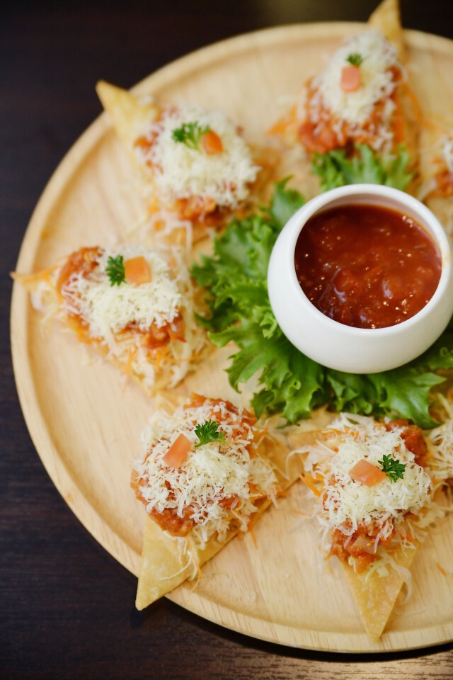 อร่อยปักหมุด : Le Bistro By Ruenrose (เลอ บิสโทร บาย เรือนรส) โครงการปัญญาวิลเลจ รามอินทรา