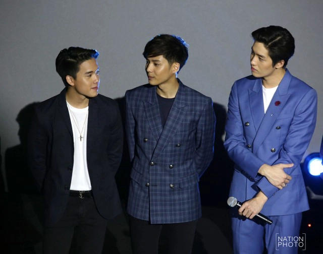 ภาพชุดสุดฟิน!
"เจมส์-แบงค์-ต่อ"  และหนุ่มวง "GOT7"