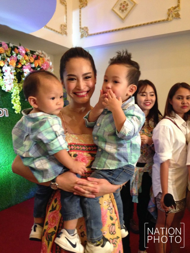 "พลอย" เปิดใจทั้งน้ำตาครั้งแรก หลัง "ปีเตอร์"ลั่นวาจาขอหย่า!