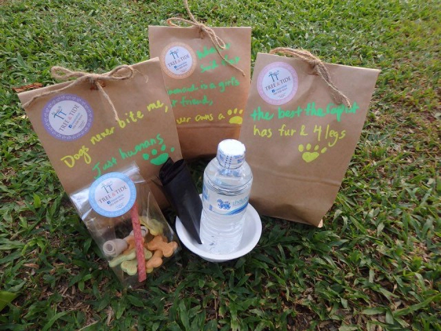 อร่อยปักหมุด : Tree & Tide Riverside Cafe  ร้านริมแม่น้ำนครชัยศรี ข้างตลาดน้ำลำพญา บางเลน นครปฐม