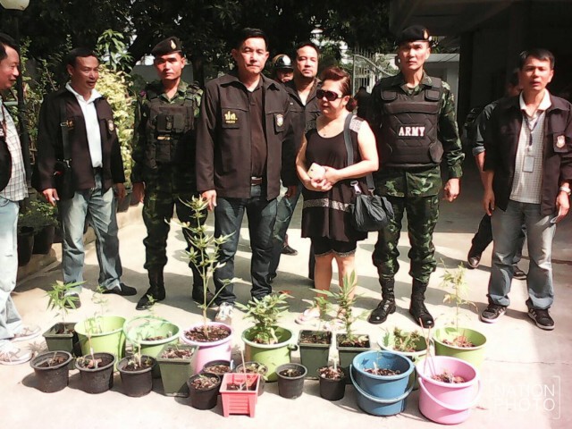 ทหาร-ตร.สนธิกำลังบุกจับ! ไฮโซสกุลดัง
จัดปาร์ตี้ยาเสพติด-ปลูกกัญชาในบ้านอื้อ