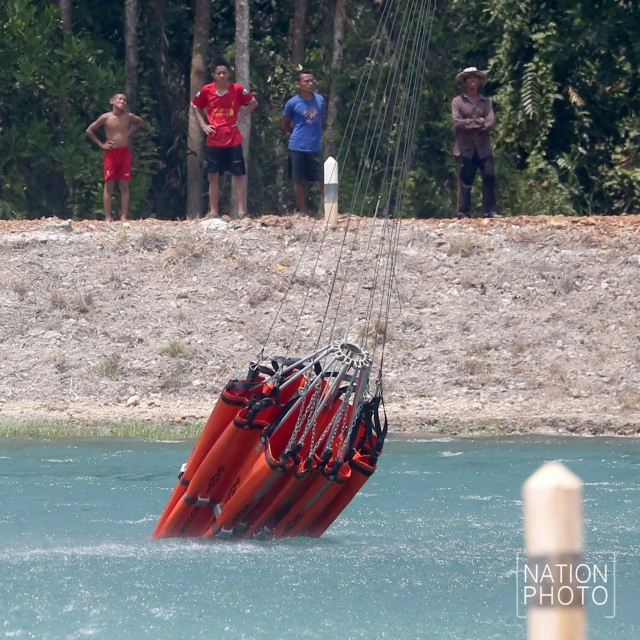 ตัวช่วยลำใหม่ ดับไฟป่าพรุ จ.นราธิวาส