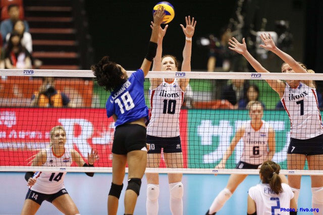 "ตบวอลเลย์สาวไทย" เจอกำแพงยักษ์ พ่ายดัตช์ 3 เซตรวด คัดโอลิมปิก2016