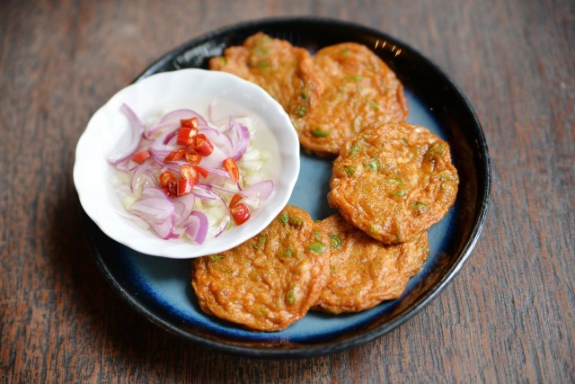 อร่อยปักหมุด : แหลมเกตุ เฮ้าส์ (Laemgate House Ari 4) ซีฟู้ดบัฟเฟ่ต์อาลาคาร์ท อารีย์ 4