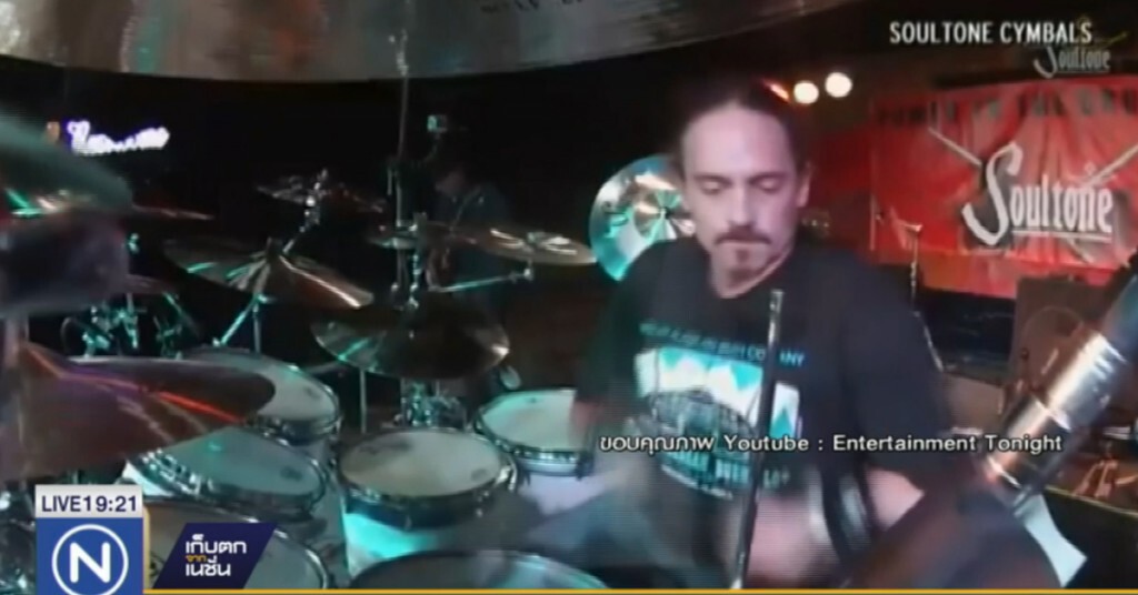 อดีตมือกลอง Megadeath หัวใจวาย เสียชีวิตขณะขึ้นแสดง อดีตมือกลอง Megadeath หัวใจวาย เสียชีวิตขณะขึ้นแสดง