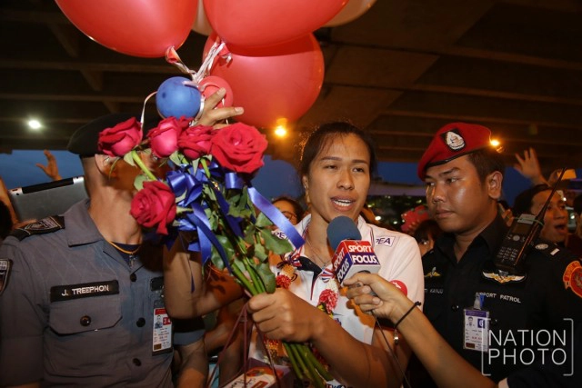 ขอต้อนรับตบสาวไทยกลับบ้าน ...อย่างเต็มภาคภูมิ!