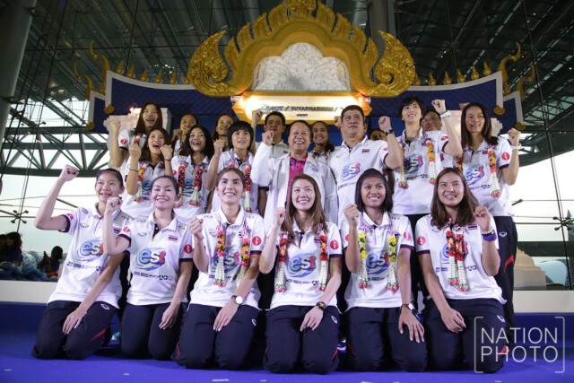 แฟนกรี๊ดสนั่น! ตบสาวไทยลั่น "แพ้ก็แพ้ด้วยกัน ชนะก็ชนะด้วยกัน"