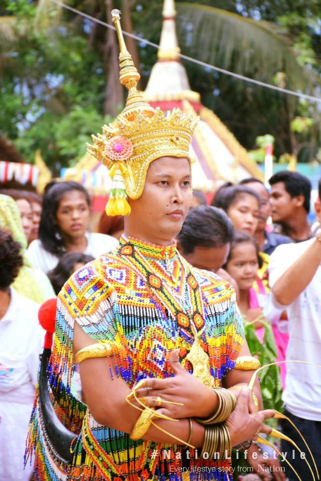 โนราโรงครูวัดท่าแค พิธีไหว้ครูและสืบสานวัฒนธรรม ขนบประเพณีของลูกหลานโนราวัดท่าแค จังหวัดพัทลุง