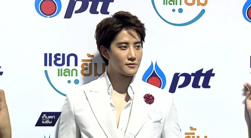 28-05-59 เก็บตกจากเนชั่นภาคกลางวัน : บันเทิง - กีฬา 28-05-59 เก็บตกจากเนชั่นภาคกลางวัน : บันเทิง - กีฬา