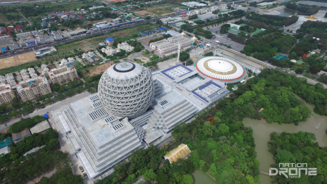 "ธรรมกาย" ณ เพลานี้