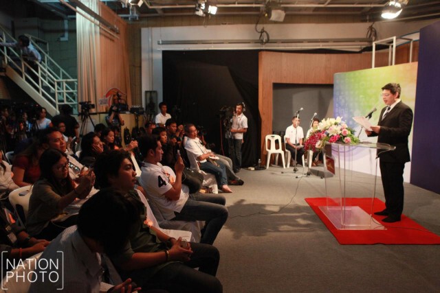 คณะศิษย์ธรรมกายขู่เอาผิดผู้เผยแพร่ส่งต่อข้อมูล"ธัมมชโย"อันเป็นเท็จ