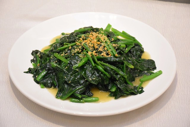 อร่อยปักหมุด : ห้องอาหารจีน หงเปา โรงแรมอมารี ประตูน้ำ